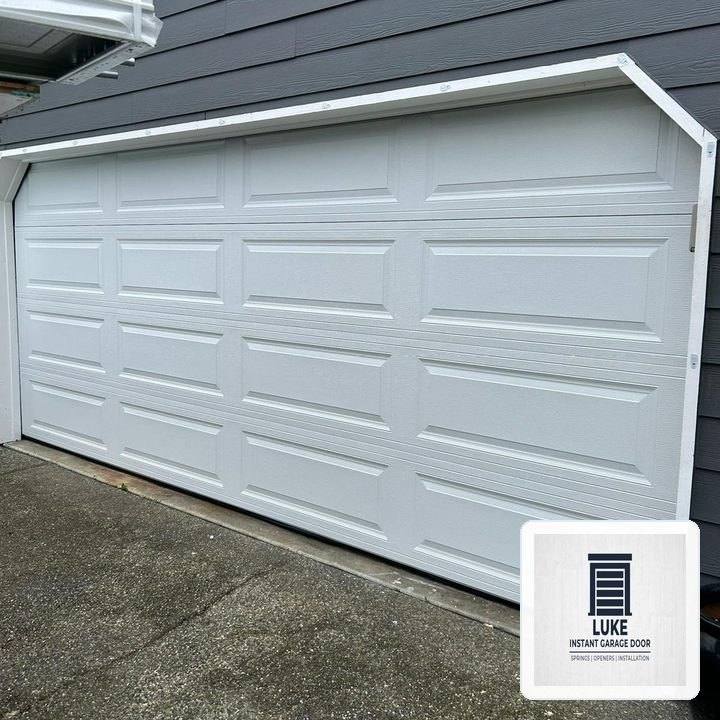 Off-Track Garage Door Emergency Realignment & Laser Calibration in Lake Tapps, WA